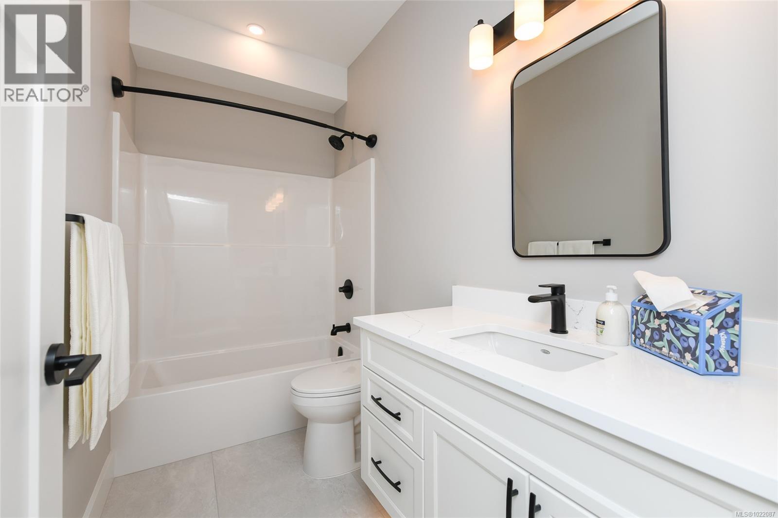 3392 Rhys Rd, Courtenay