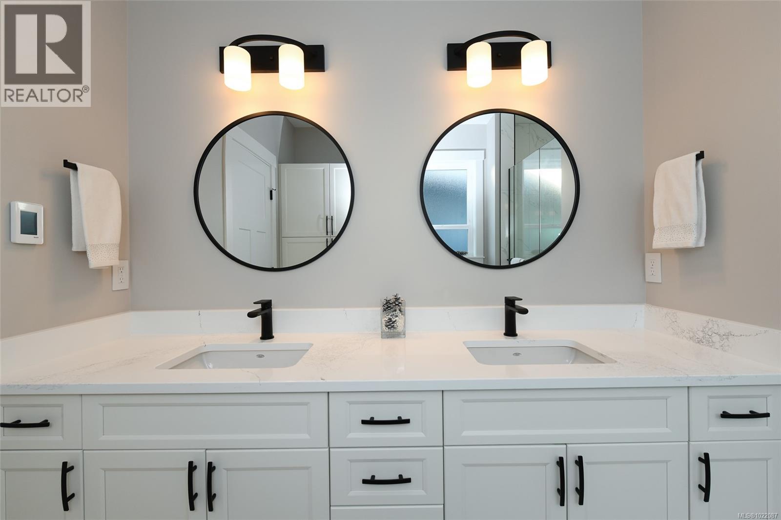 3392 Rhys Rd, Courtenay