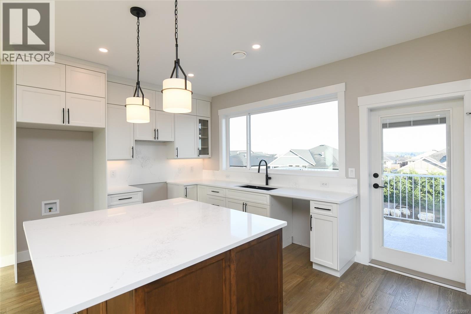 3392 Rhys Rd, Courtenay