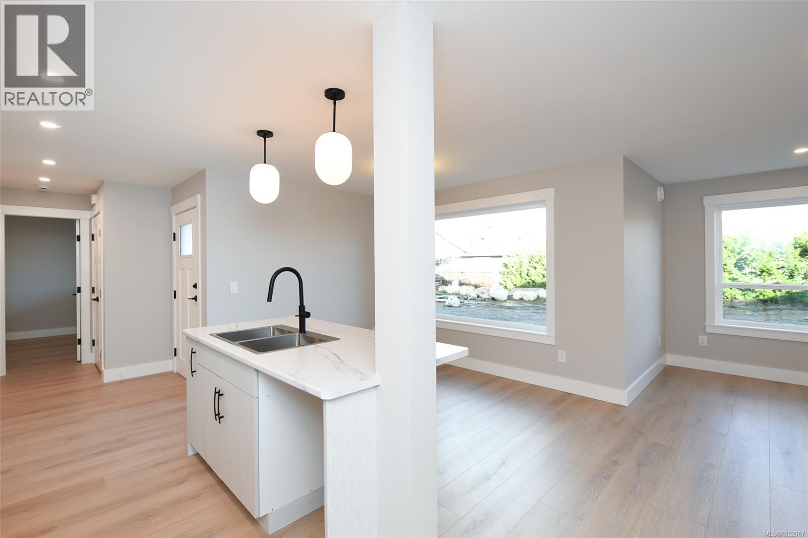 3392 Rhys Rd, Courtenay