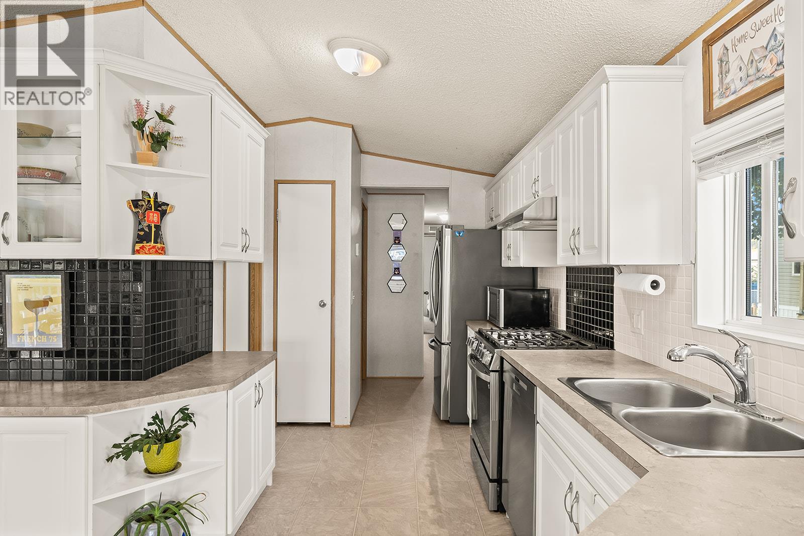 95 2005 Boucherie Road, Westbank