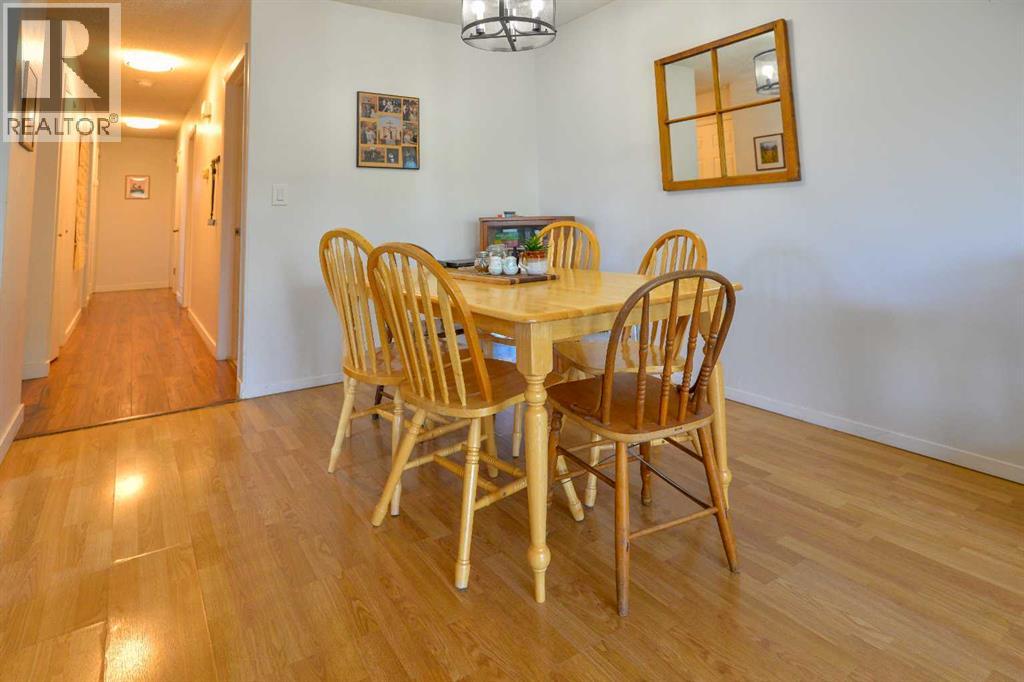 Single Family House Bi-level for Sale in  Centre Street NE Beddington Heights Calgary 