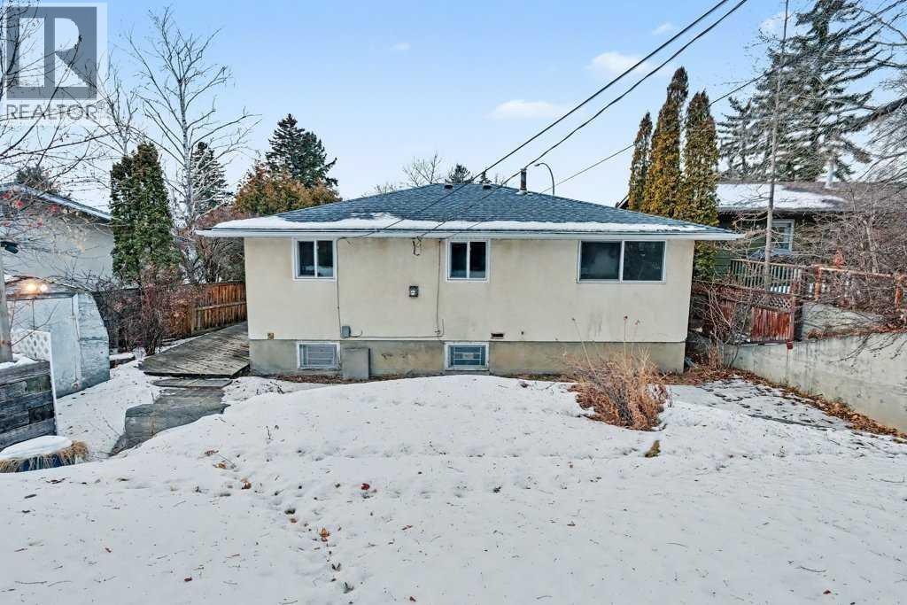 Single Family House Bi-level for Sale in  Van Horne Crescent NE Vista Heights Calgary 