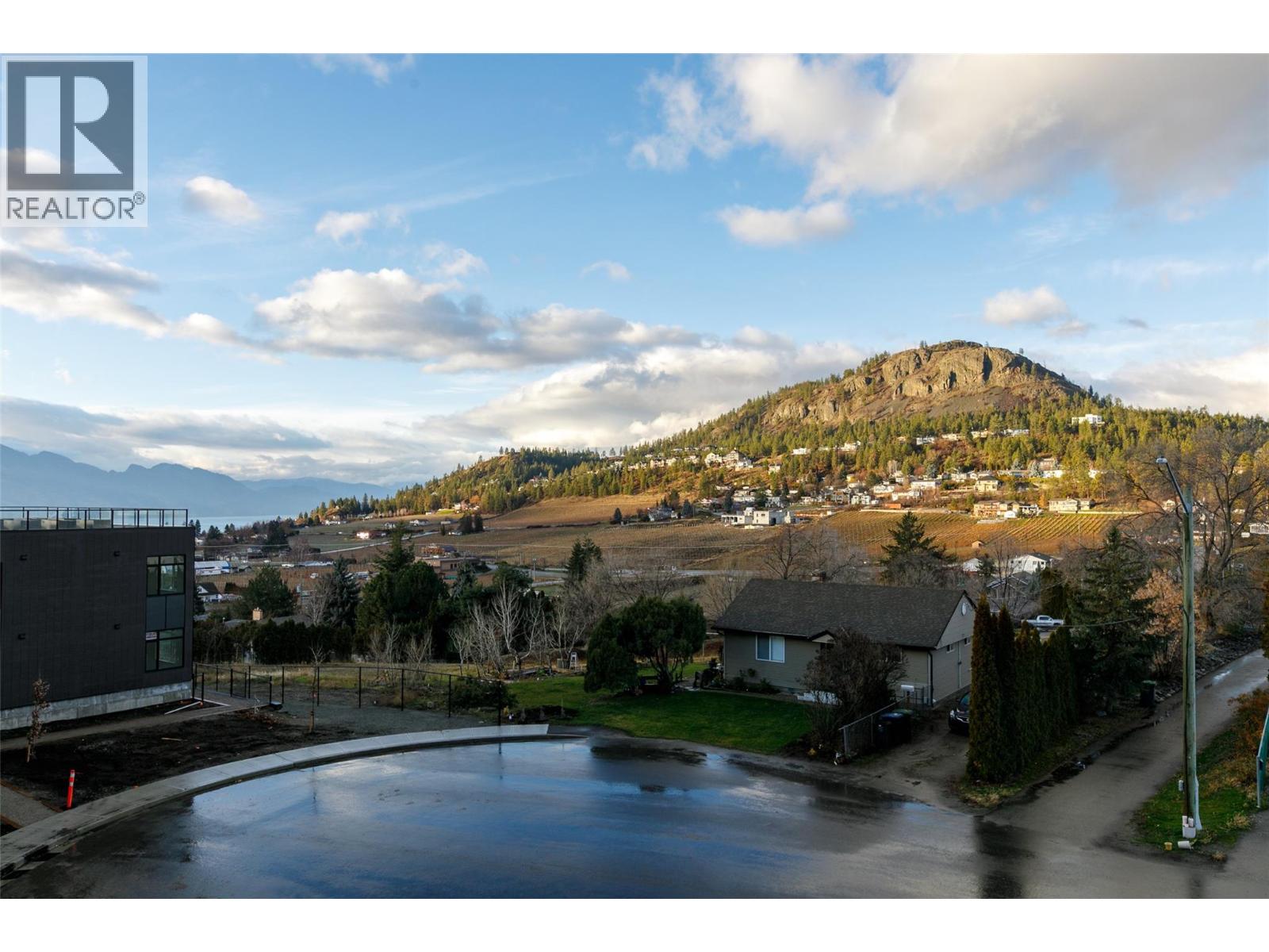 301 2760 Olalla Road, West Kelowna