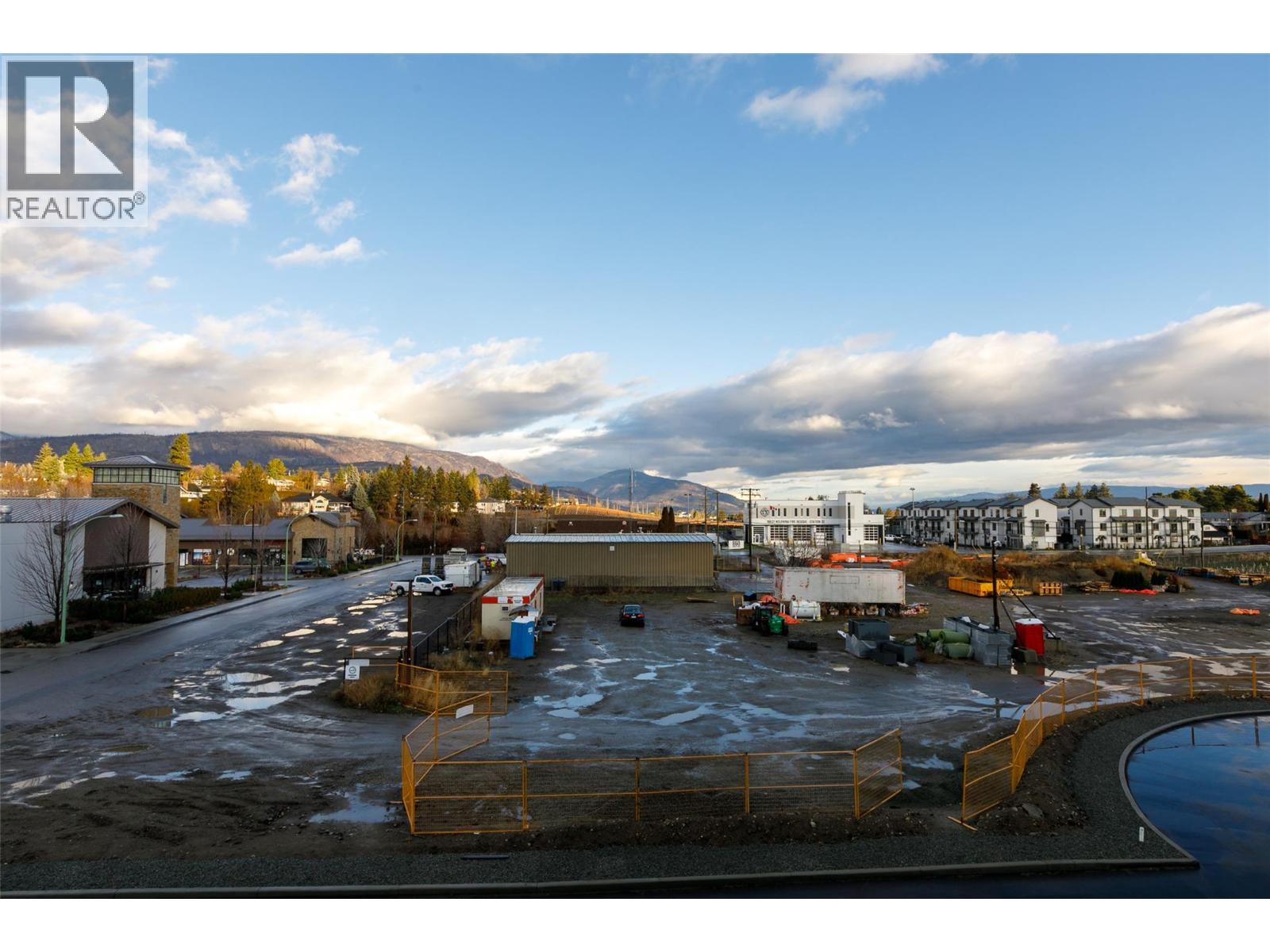 301 2760 Olalla Road, West Kelowna