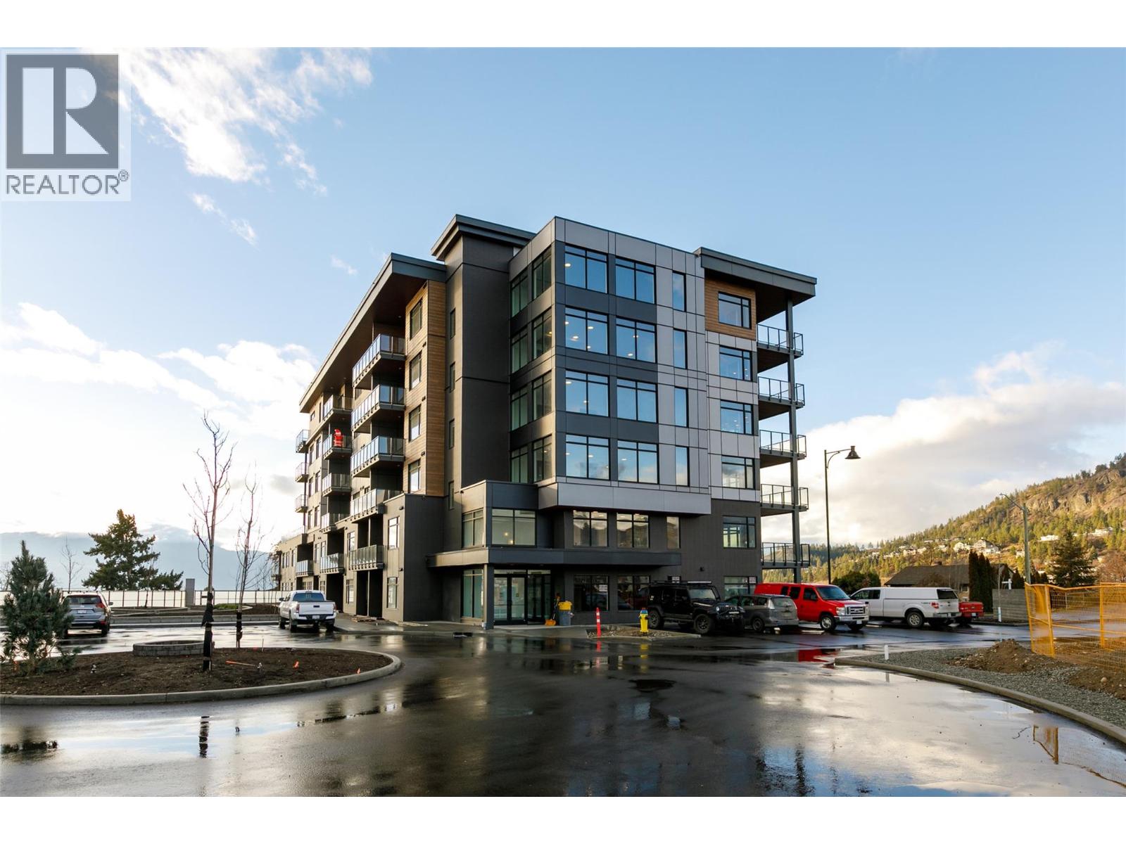 301 2760 Olalla Road, West Kelowna