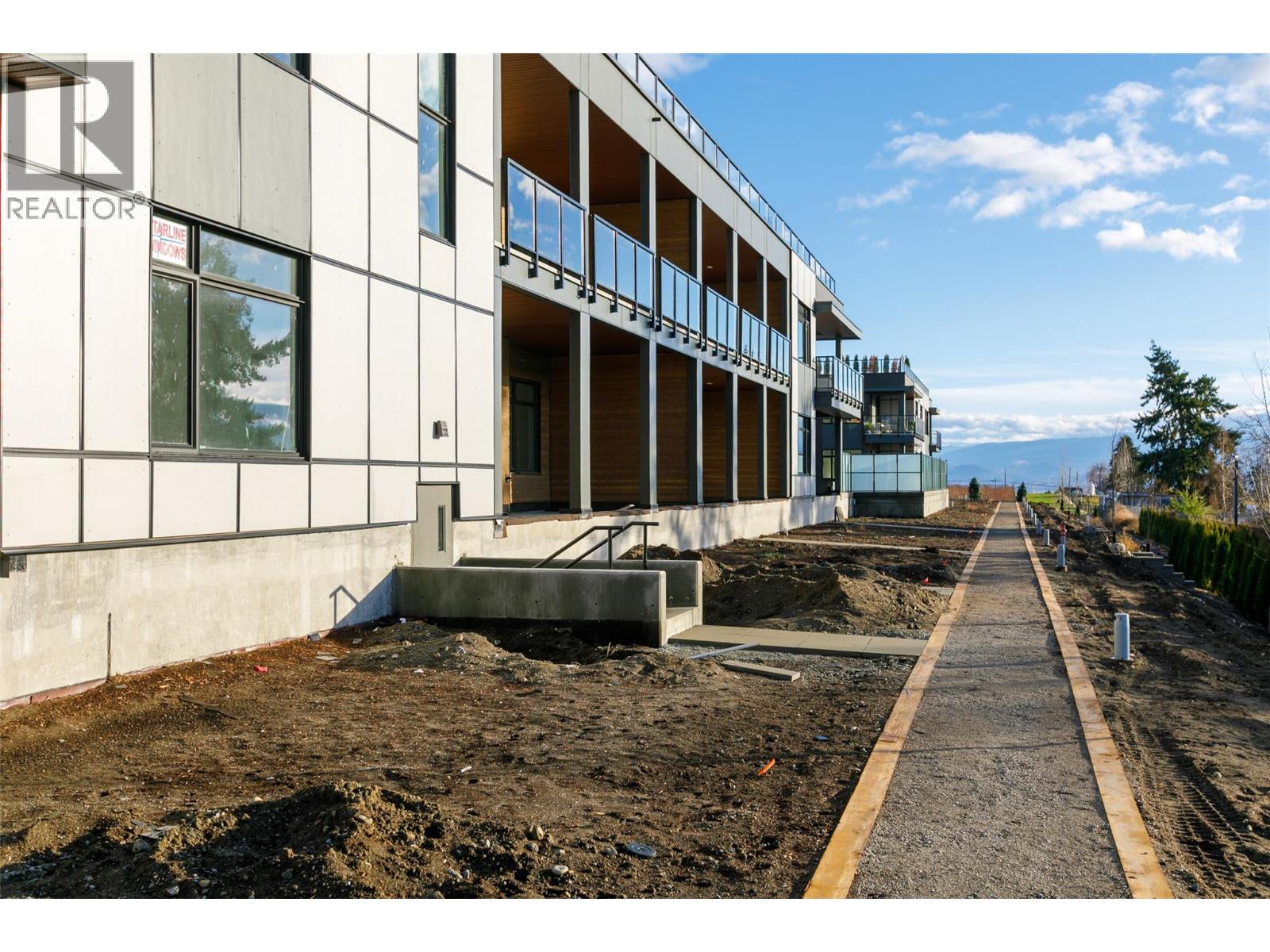 301 2760 Olalla Road, West Kelowna