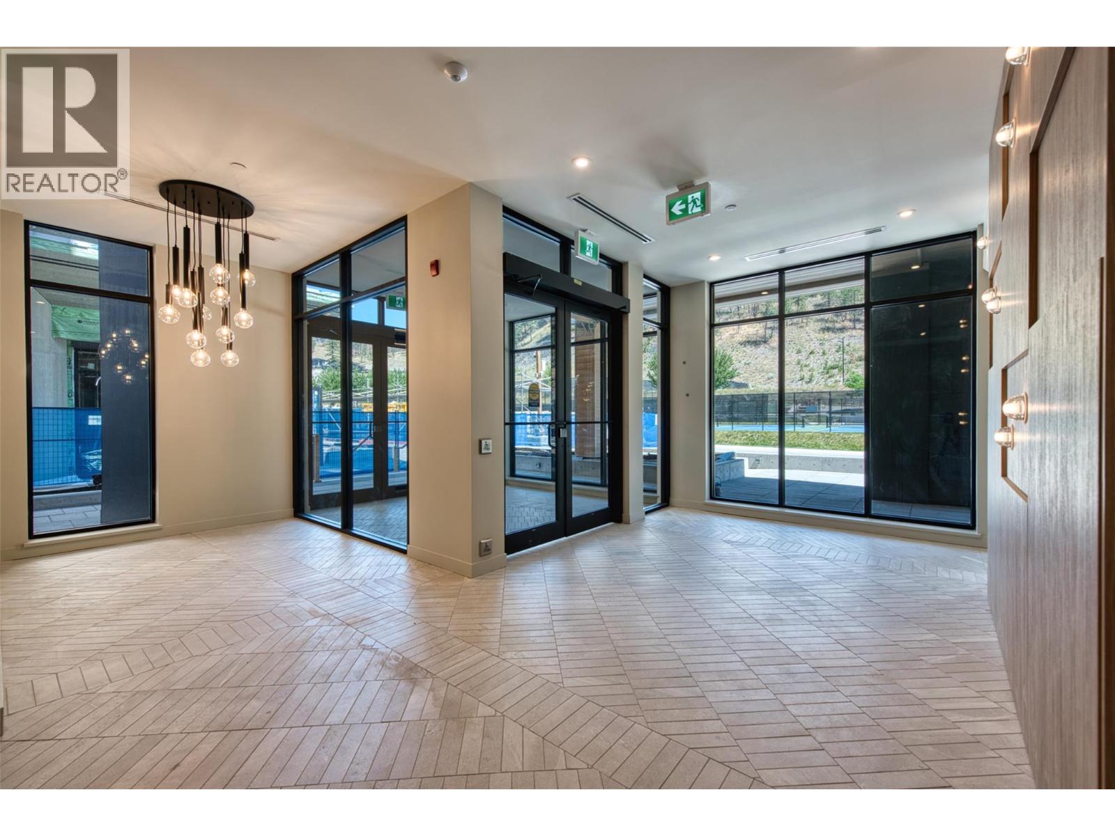 9652 Benchland Drive Unit# 306, Lake Country