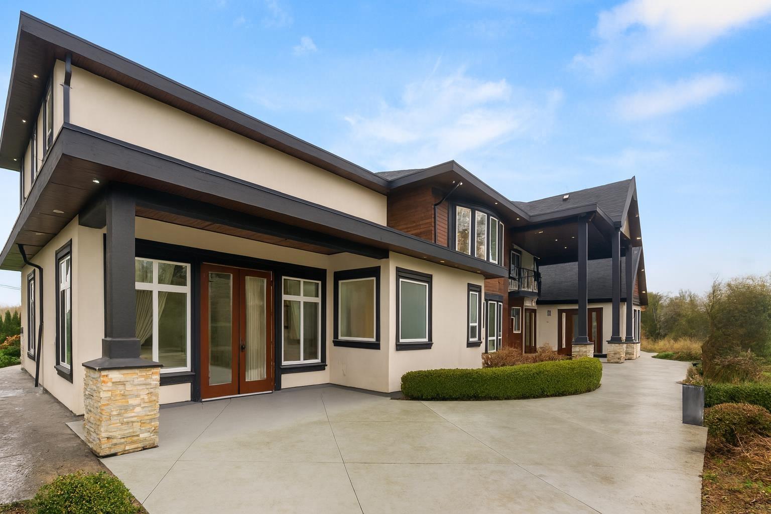 8486 HARVIE ROAD, Surrey