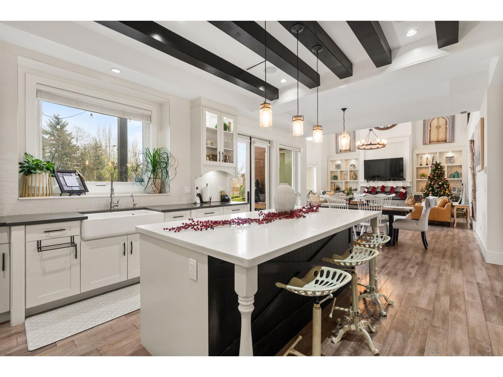 8486 HARVIE ROAD, Surrey