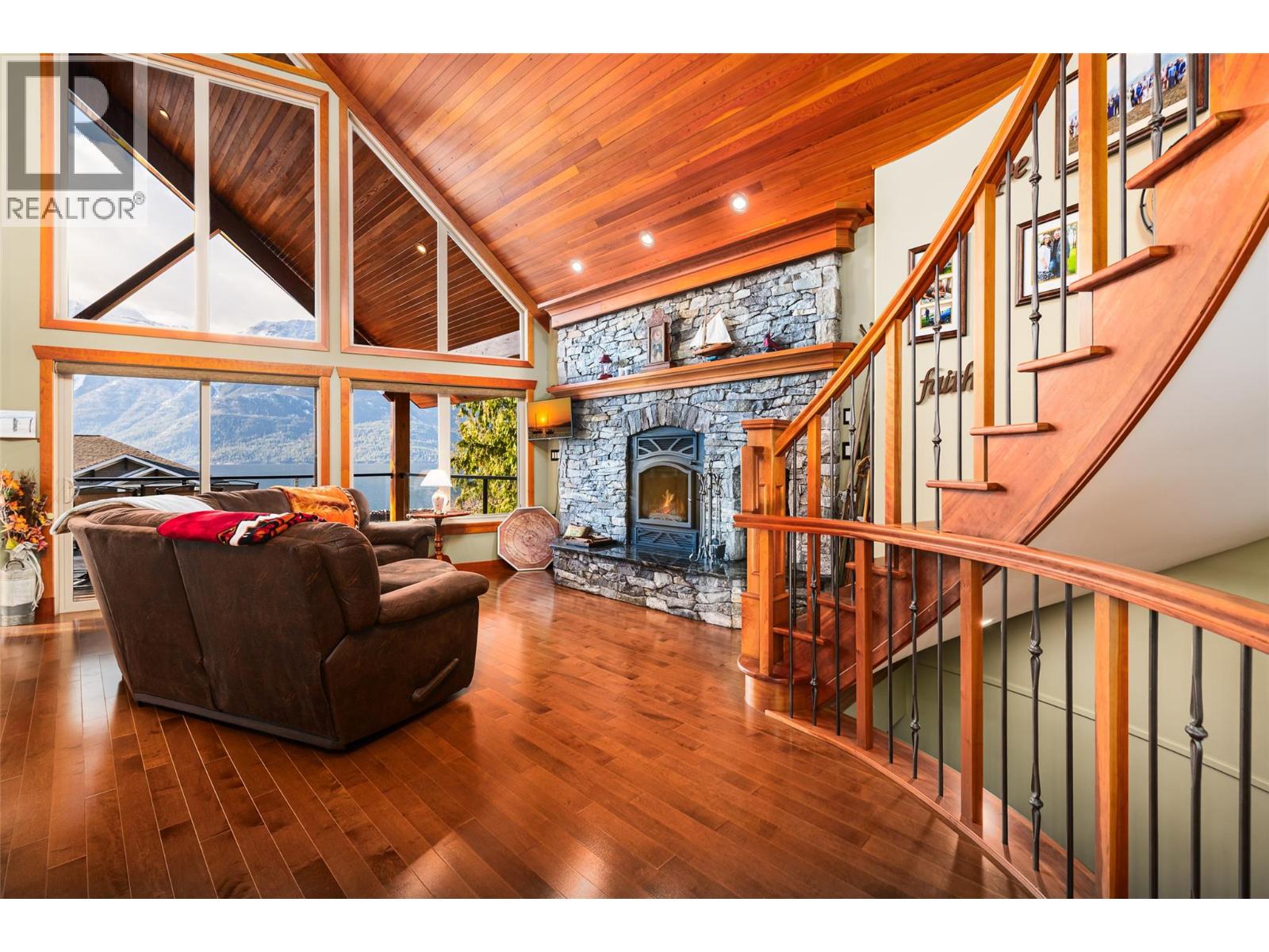 13516 Lakeshore Drive, Boswell