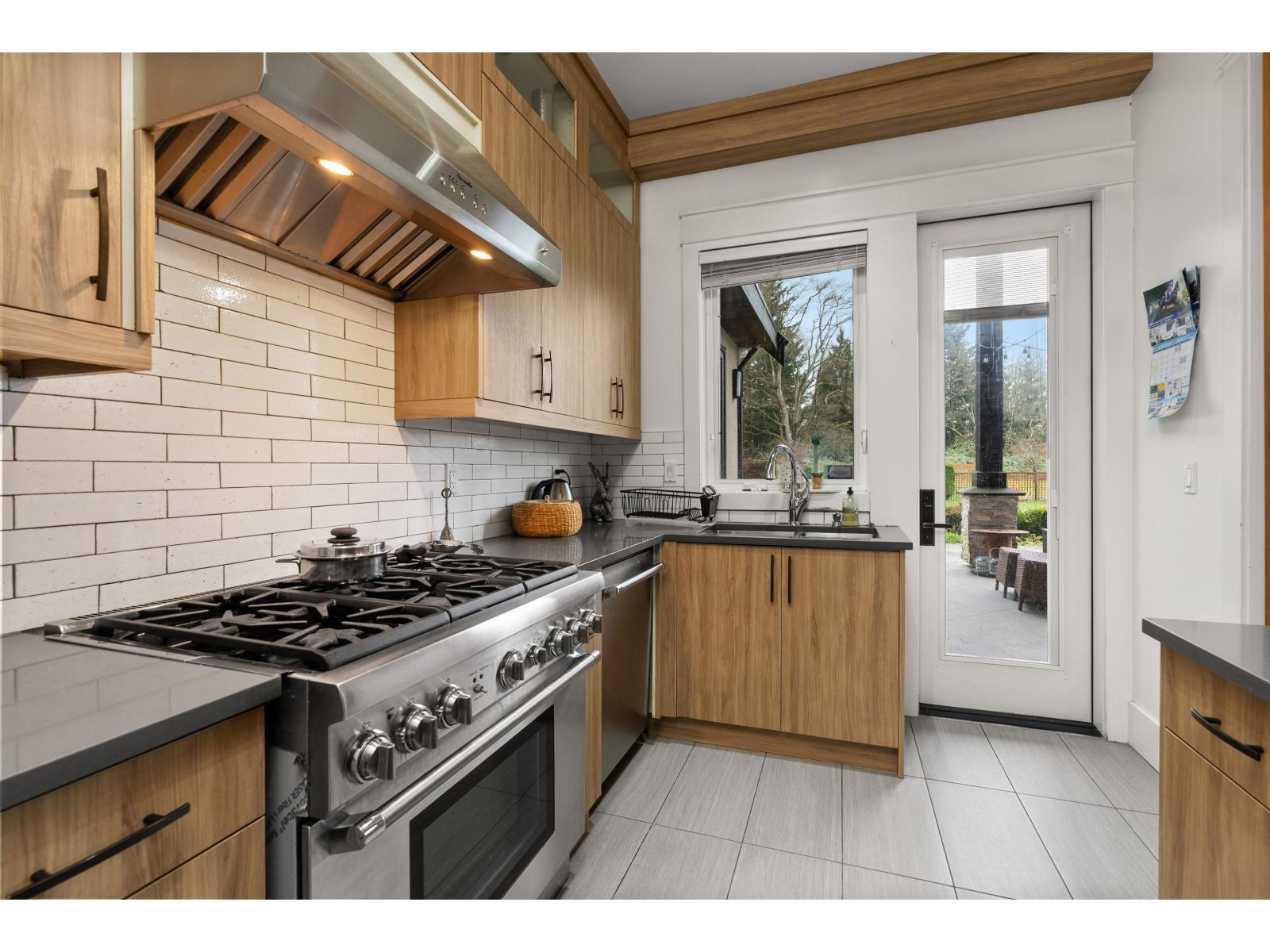 8486 HARVIE ROAD, Surrey