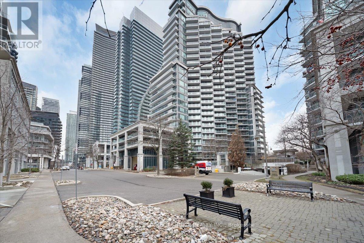 Listing photo of 1504 - 2121 LAKE SHORE BOULEVARD W
