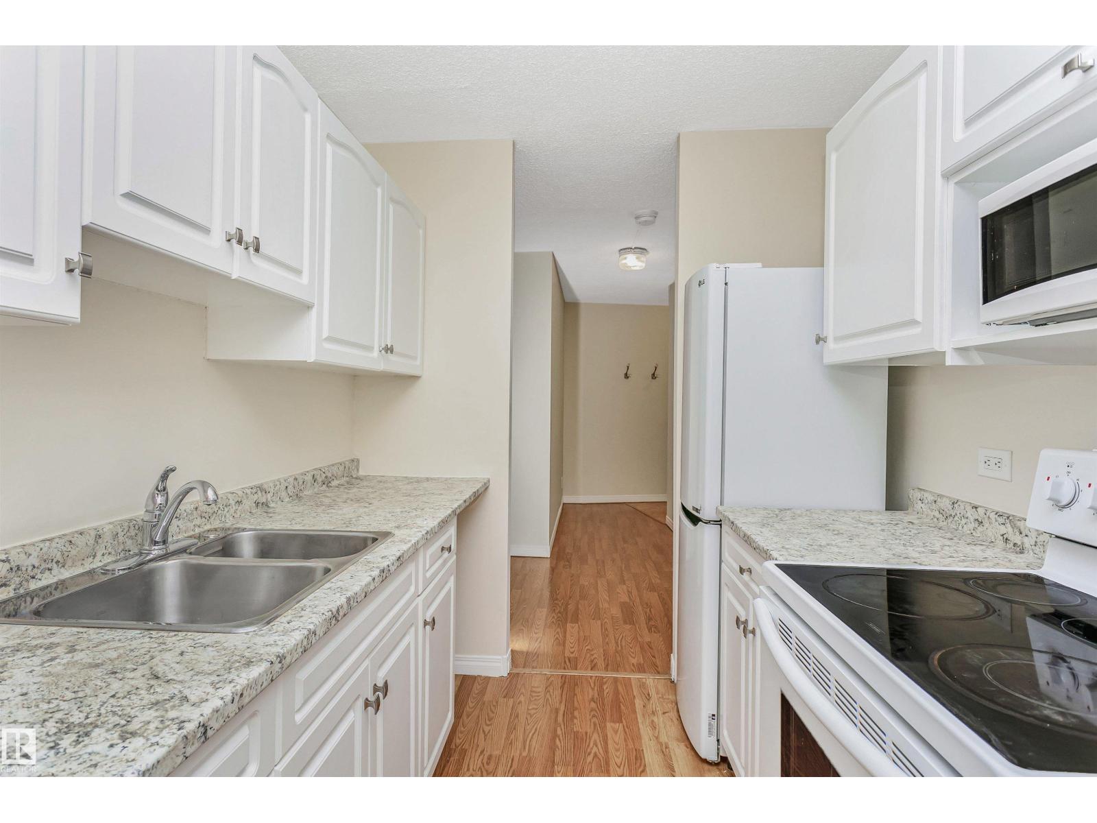 #1711 10883 SASKATCHEWAN DR NW, Edmonton