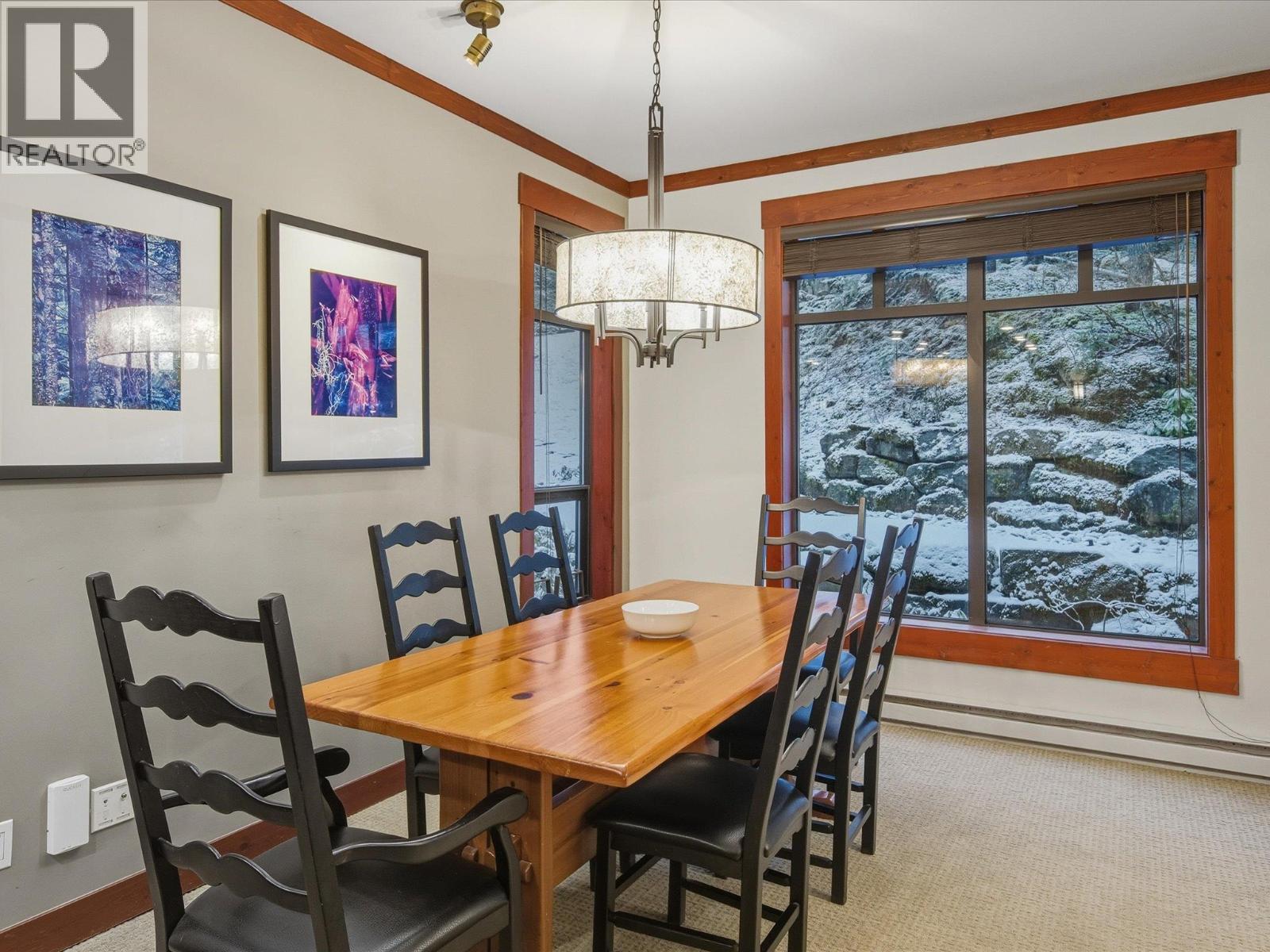 221 2202 GONDOLA WAY, Whistler