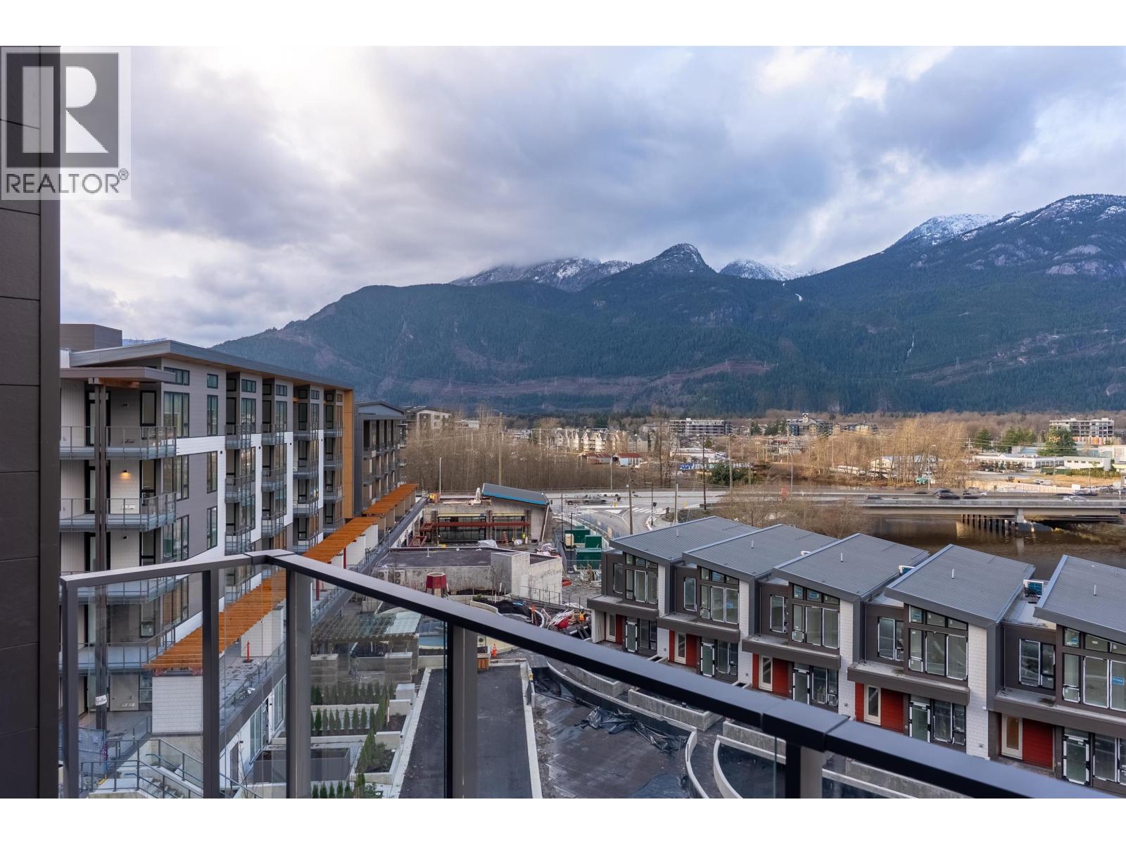 609 1504 SCOTT CRESCENT, Squamish