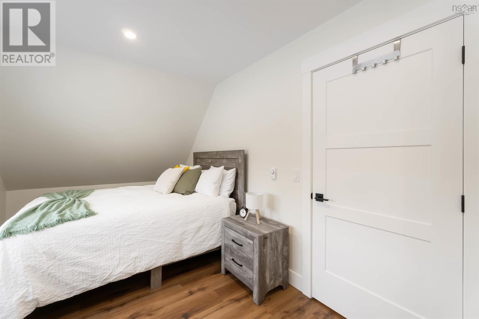 Property 36 of 46 of 97 Forest Heights Drive