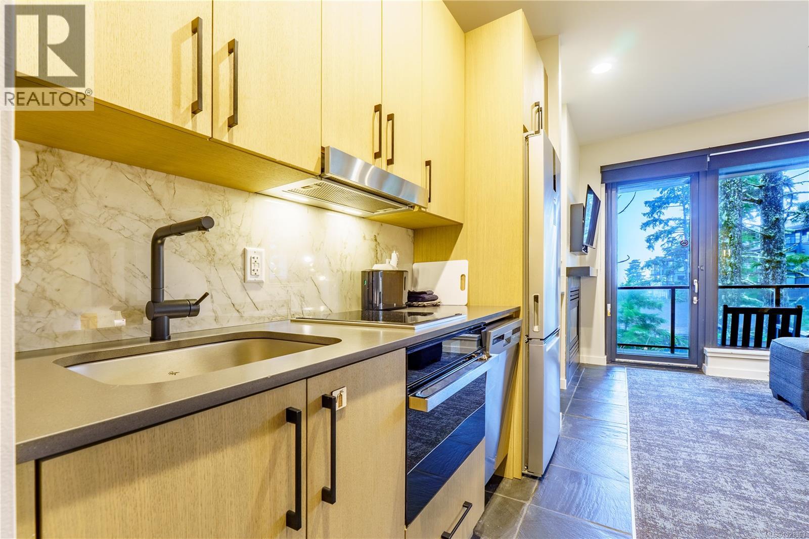 1202 596 Marine Dr, Ucluelet