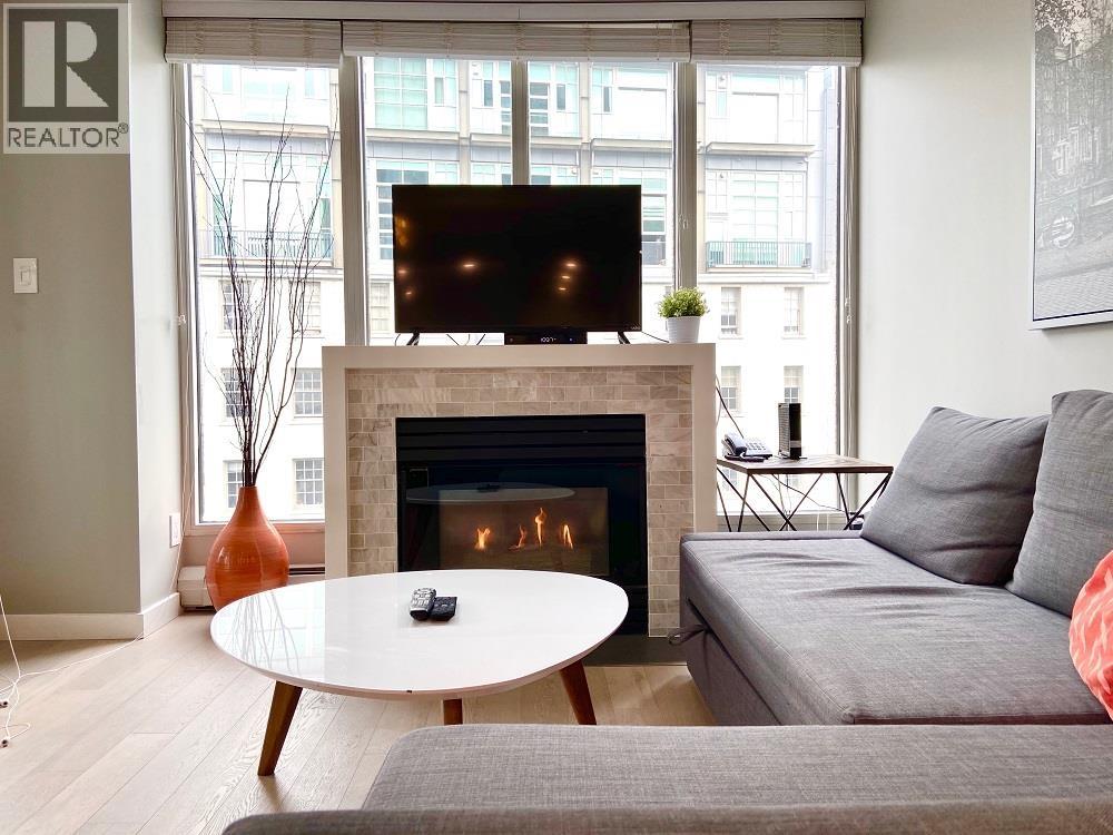 701 183 KEEFER PLACE - Photo 3 of 29, Vancouver, British Columbia