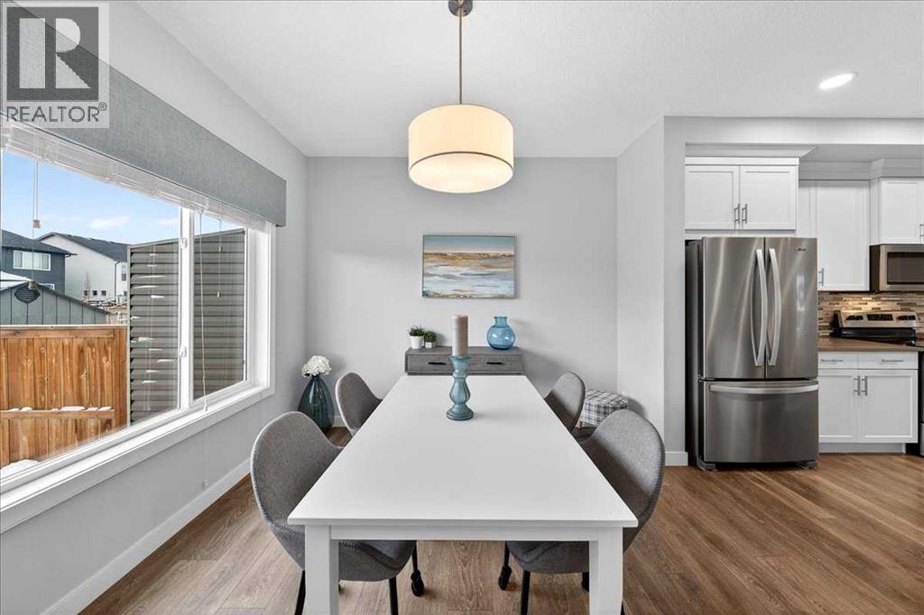 Single Family House for Sale in  Evanston Hill NW Evanston Calgary 