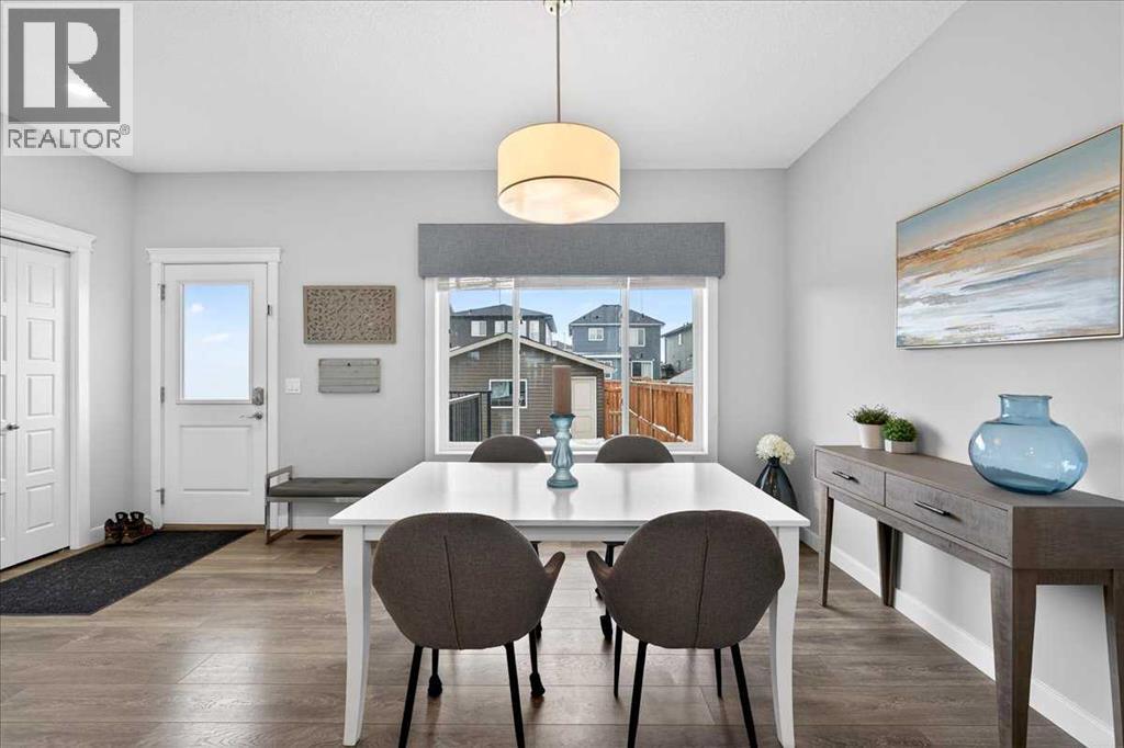 Single Family House for Sale in  Evanston Hill NW Evanston Calgary 