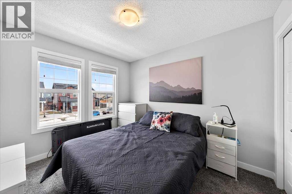 Single Family House for Sale in  Evanston Hill NW Evanston Calgary 