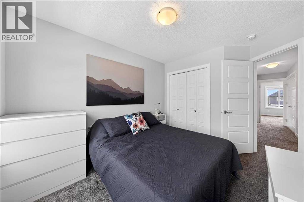 Single Family House for Sale in  Evanston Hill NW Evanston Calgary 