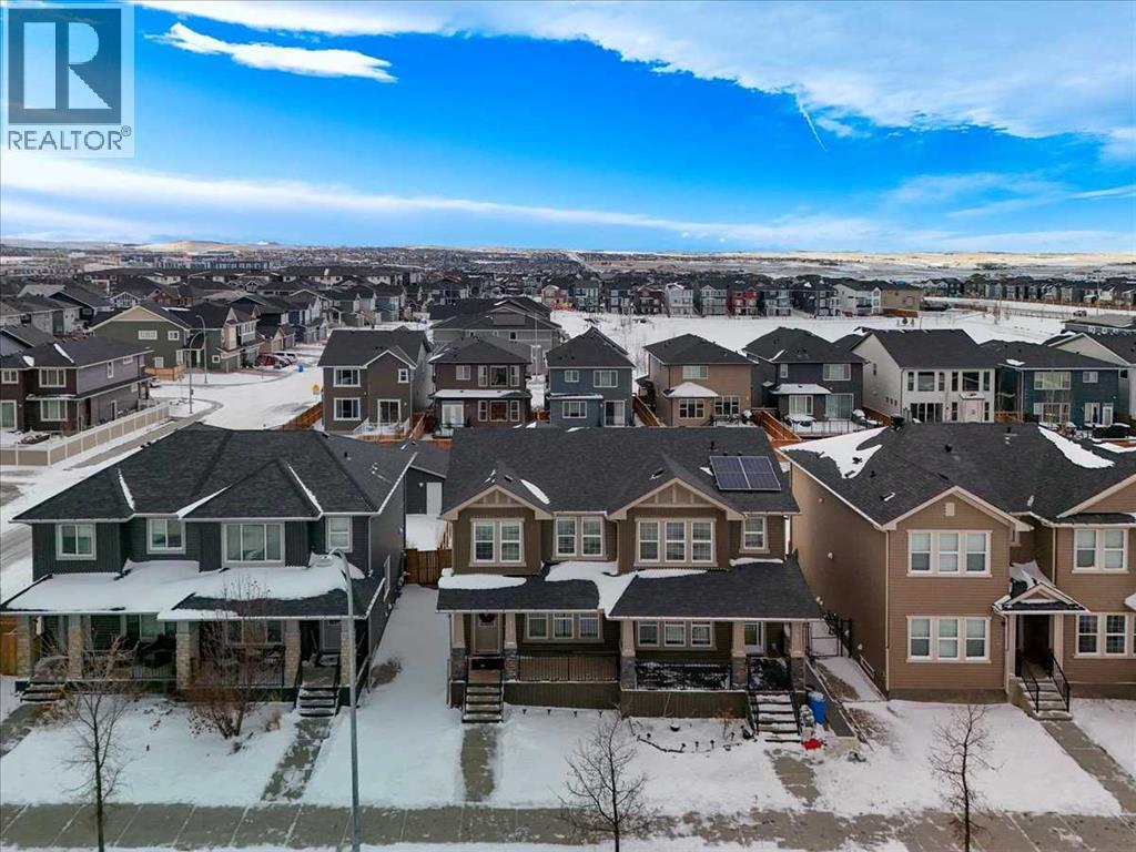 Single Family House for Sale in  Evanston Hill NW Evanston Calgary 