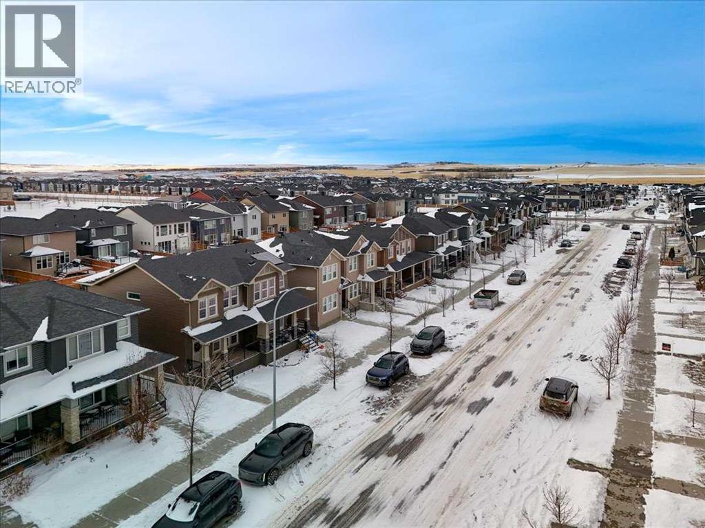 Single Family House for Sale in  Evanston Hill NW Evanston Calgary 