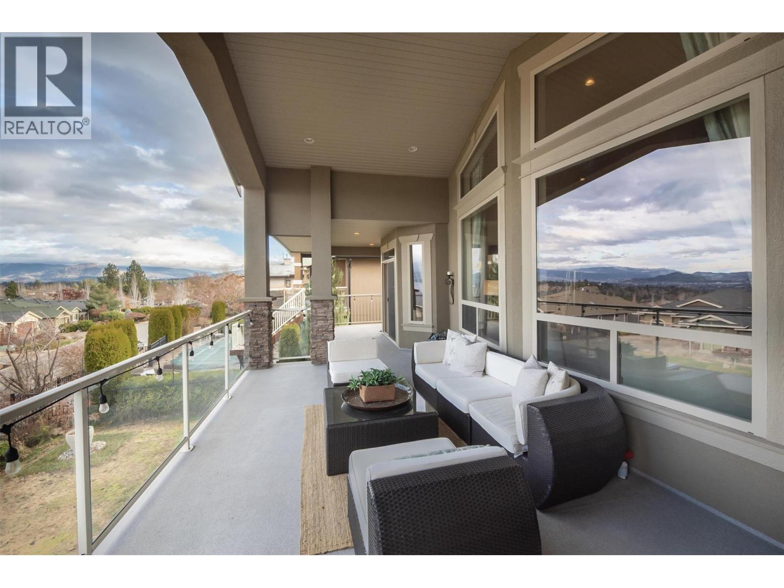  679 Devonian Avenue, Kelowna