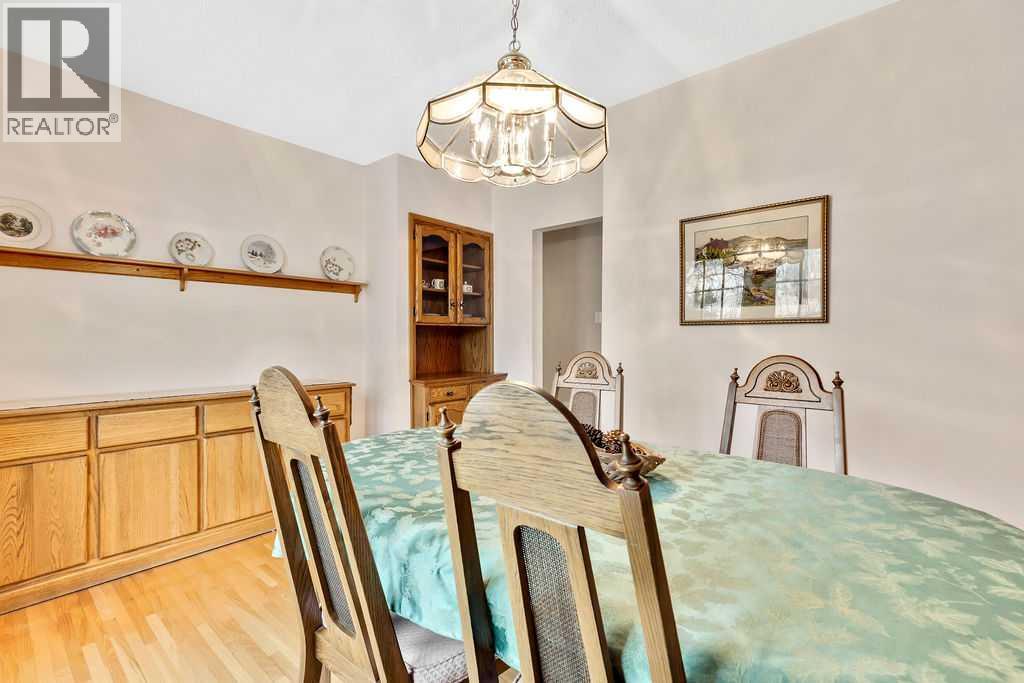 Single Family House Bungalow for Sale in  Chancellor Way NW Cambrian Heights Calgary 