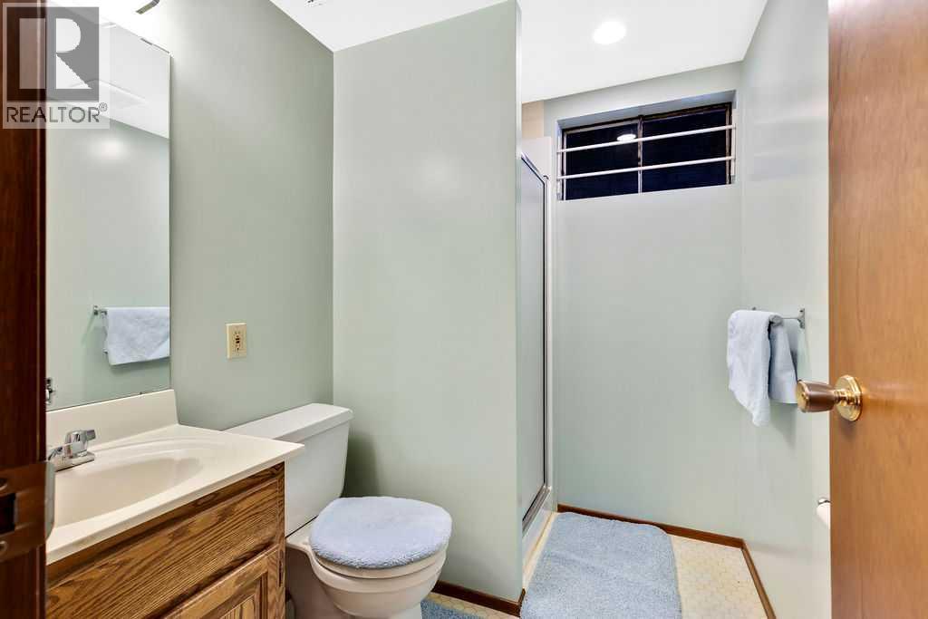 Single Family House Bungalow for Sale in  Chancellor Way NW Cambrian Heights Calgary 