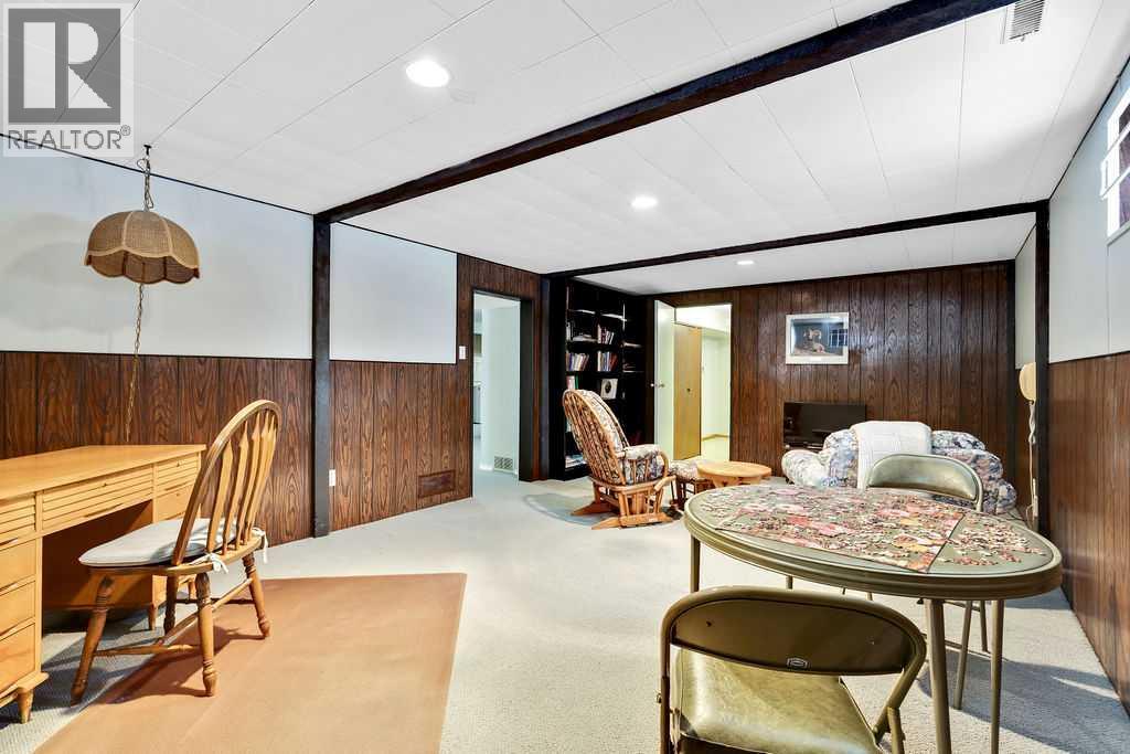 Single Family House Bungalow for Sale in  Chancellor Way NW Cambrian Heights Calgary 