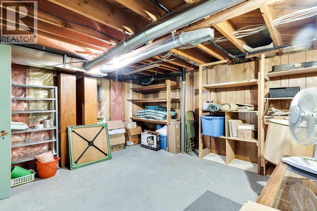 Single Family House Bungalow for Sale in  Chancellor Way NW Cambrian Heights Calgary 