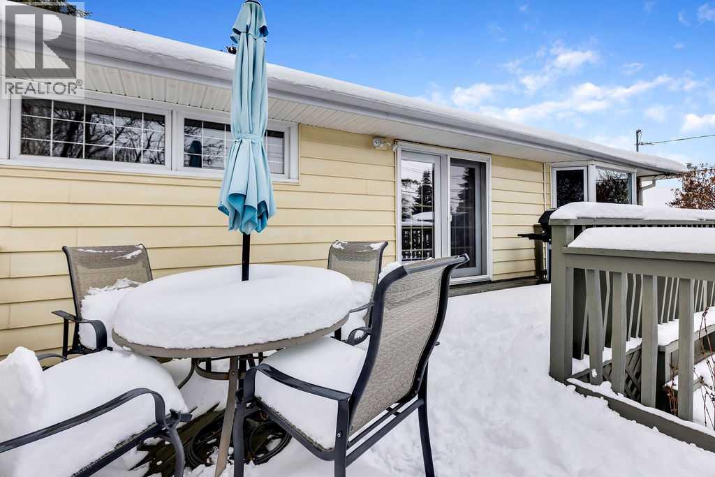 Single Family House Bungalow for Sale in  Chancellor Way NW Cambrian Heights Calgary 