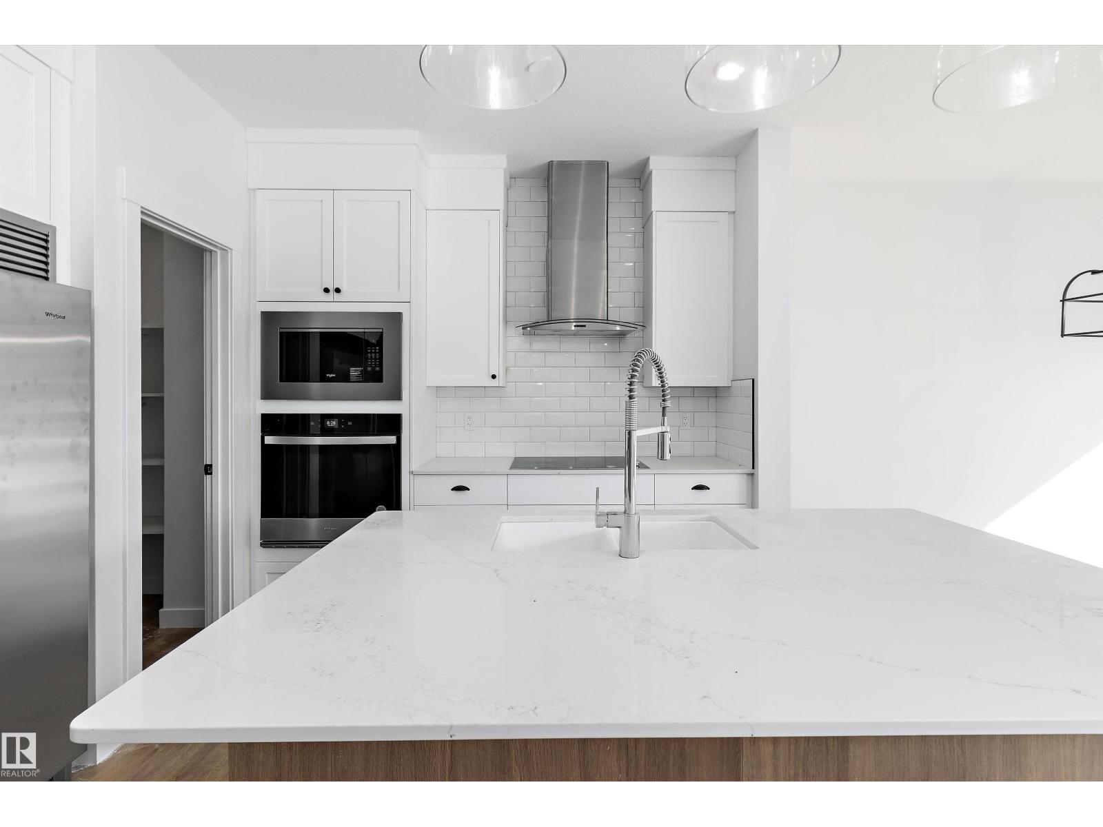 4511 Warbler Loop NW, Edmonton