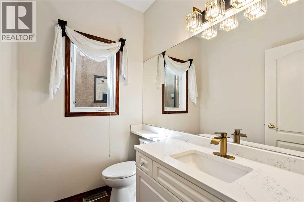 Single Family House for Sale in  Hamptons Boulevard NW Hamptons Calgary 