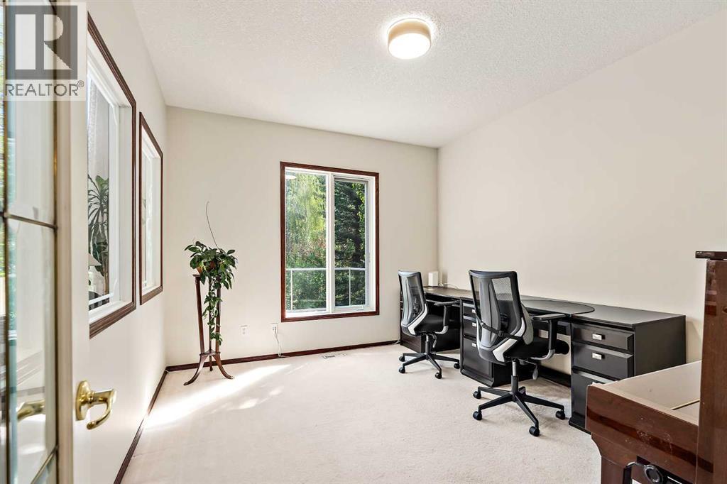 Single Family House for Sale in  Hamptons Boulevard NW Hamptons Calgary 