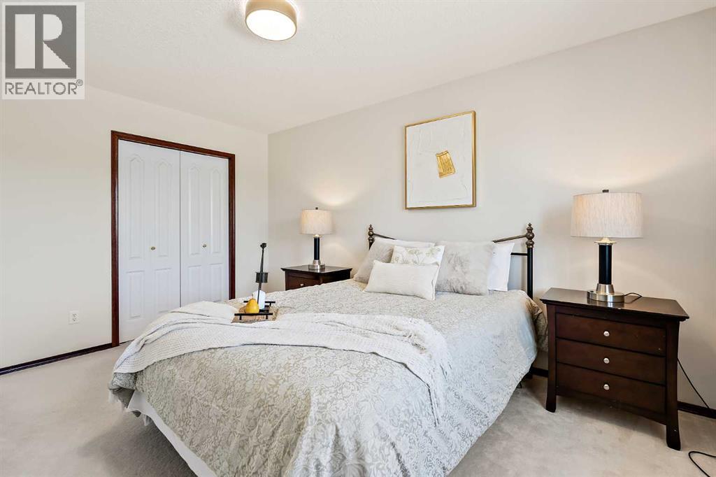 Single Family House for Sale in  Hamptons Boulevard NW Hamptons Calgary 