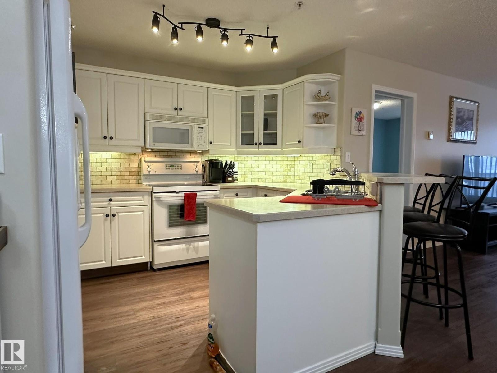 #315 9730 174 ST NW, Edmonton