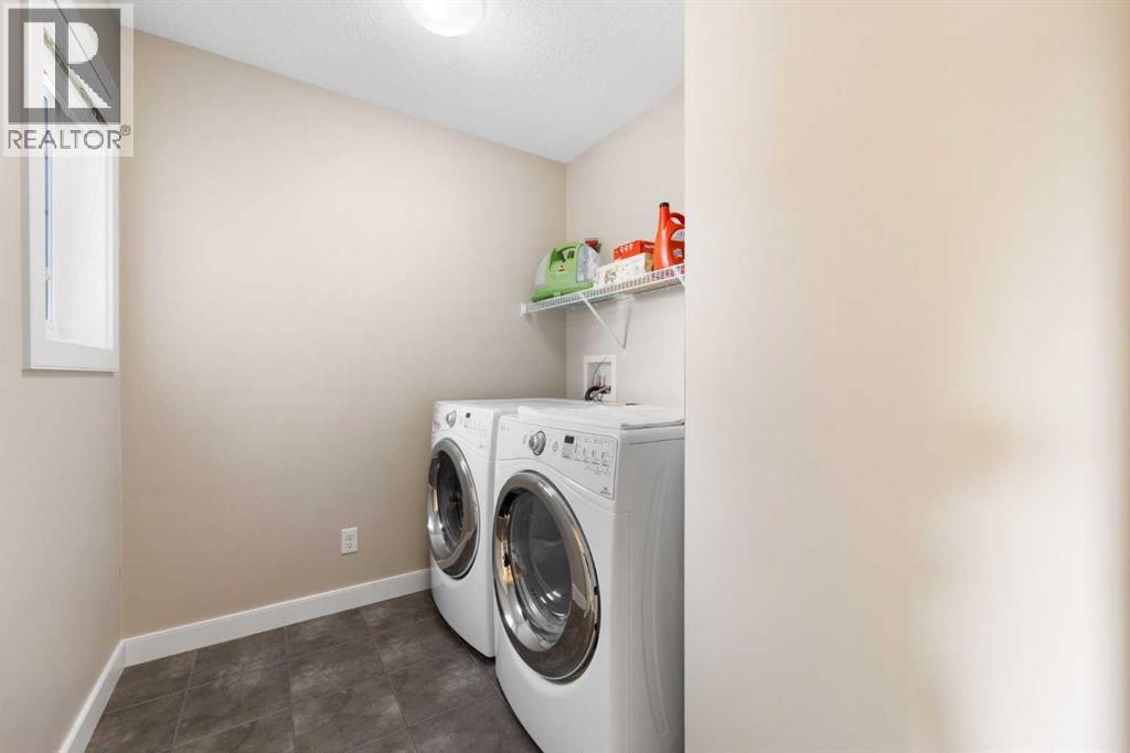 Single Family House for Sale in  Sage Bank Grove NW Sage Hill Calgary 