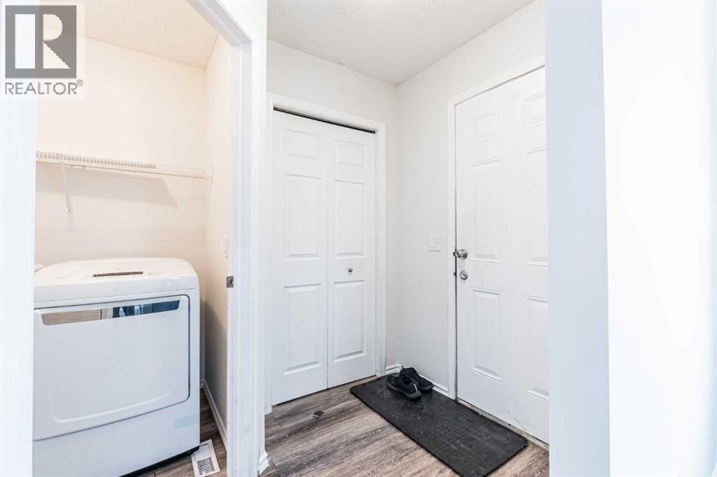 Single Family House for Sale in  Taradale Drive NE Taradale Calgary 