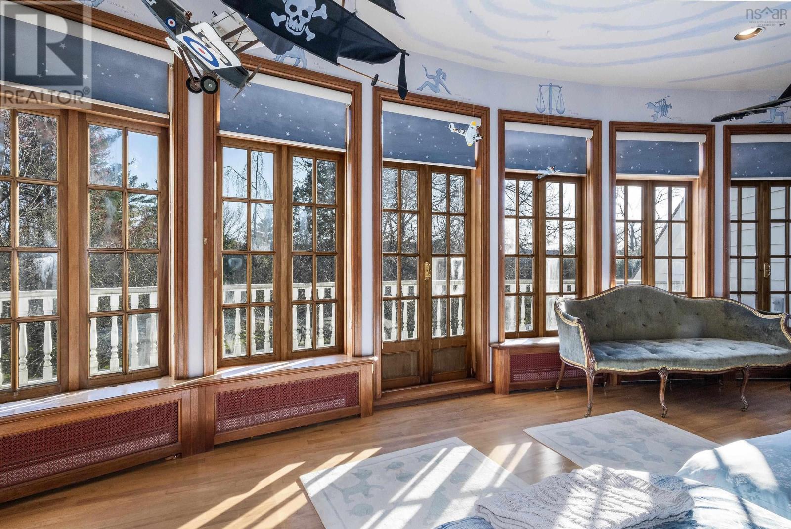 Property 24 of 46 of 1462 Thornvale Avenue, 1445 Birchdale Ave