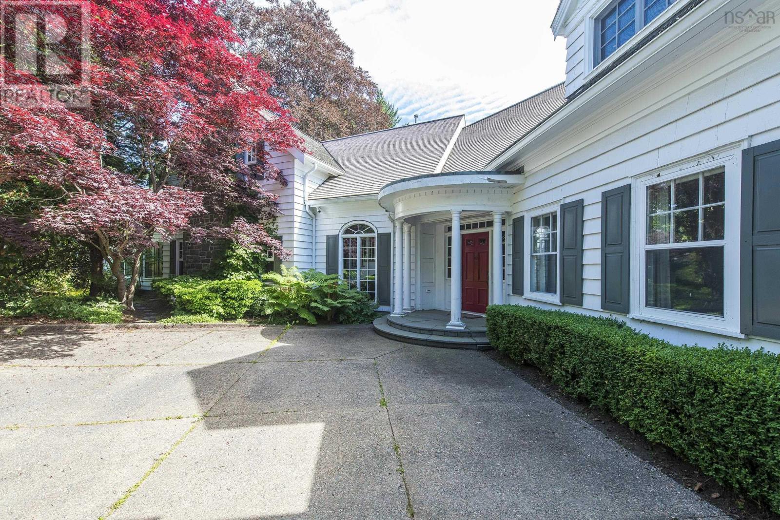 Property 39 of 46 of 1462 Thornvale Avenue, 1445 Birchdale Ave