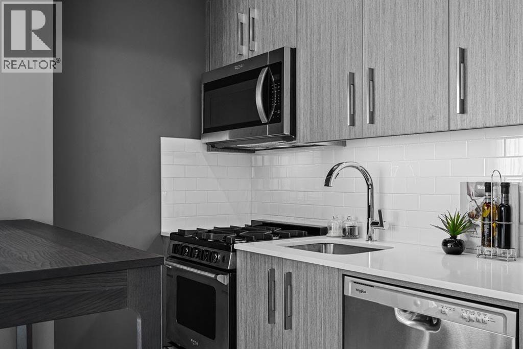 Single Family House for Sale in   A Street NW West Hillhurst Calgary 