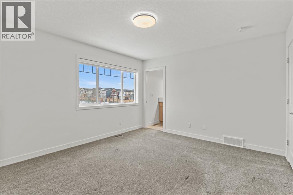 128 Fireside Way, Cochrane