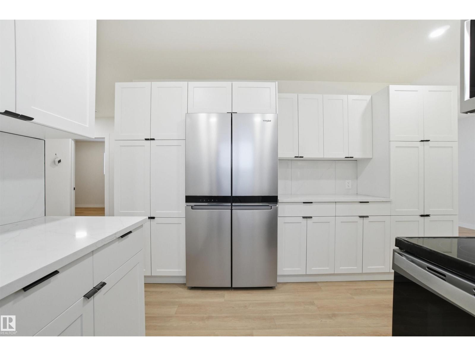 5711 95 AV NW, Edmonton