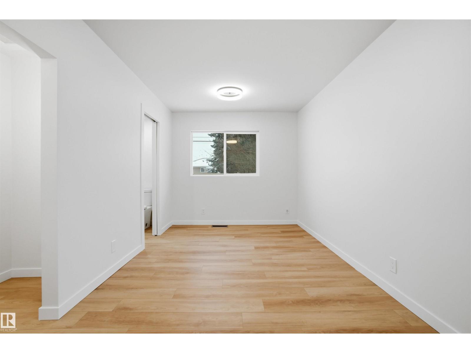 5711 95 AV NW, Edmonton