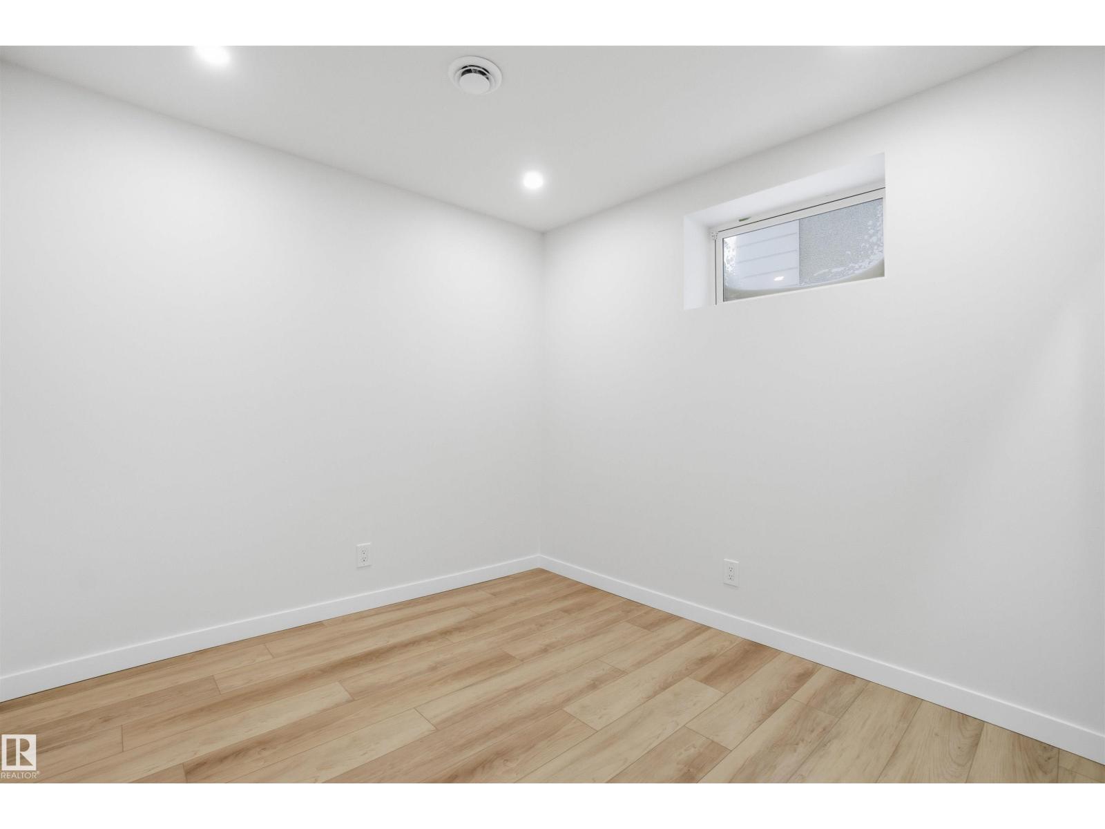 5711 95 AV NW, Edmonton