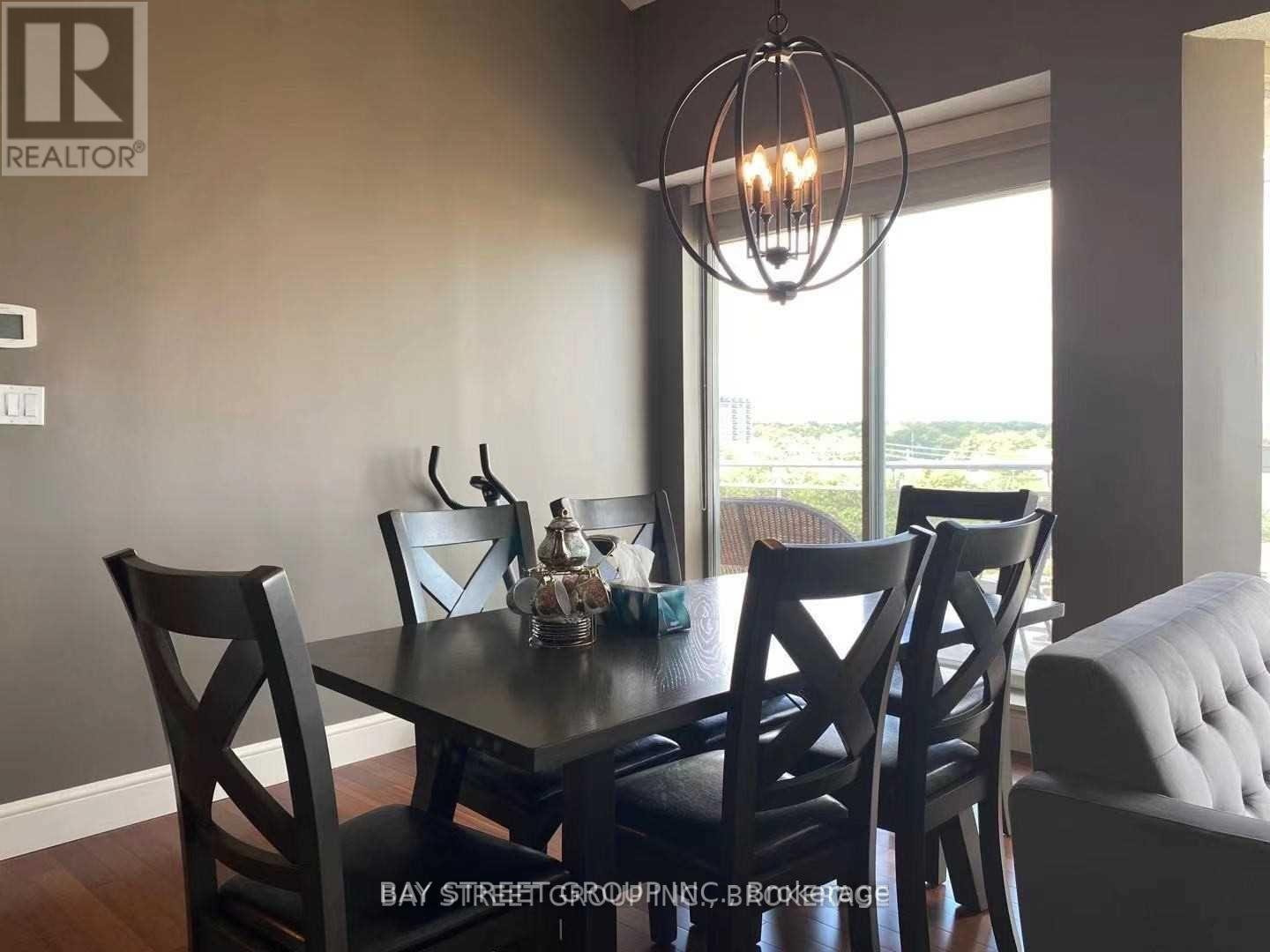 605 - 1071 QUEENS AVENUE - Photo 5 of 22, Oakville (CP College Park), Ontario